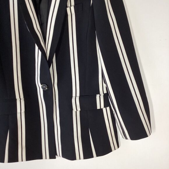Karl Lagerfeld‎  Paris Balance-Stripe Blazer button down Black & White Size  10 - Picture 5 of 16